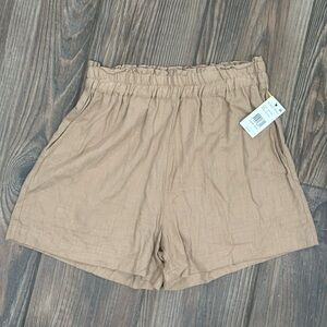 Black Tape_ Women's High Waist Beige Shorts